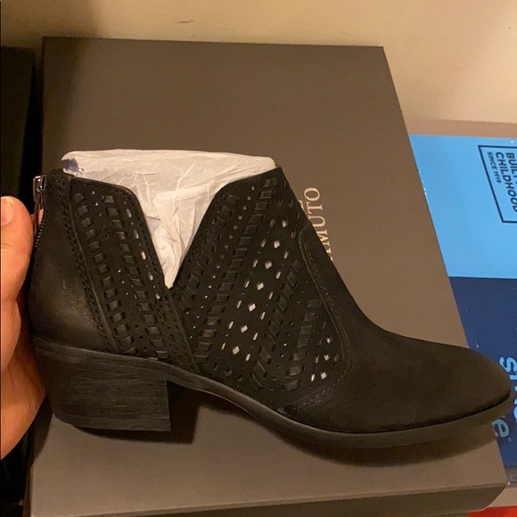 Vince Camuto Shoes - NWT LADIES BOOTIES